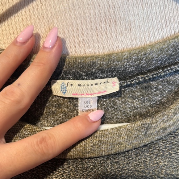 FREEPEOPLE movement Grunge grey brown Textured Crewneck Sweater Relaxed Fit - Picture 2 of 3